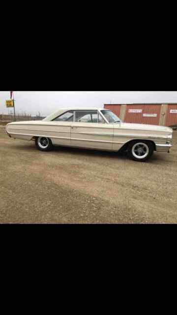 Ford Galaxie 500 1964 image number 29