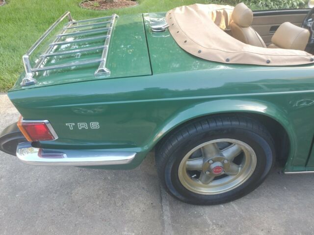 Triumph TR6 1975 image number 22