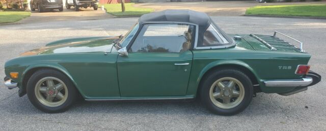 Triumph TR6 1975 image number 25