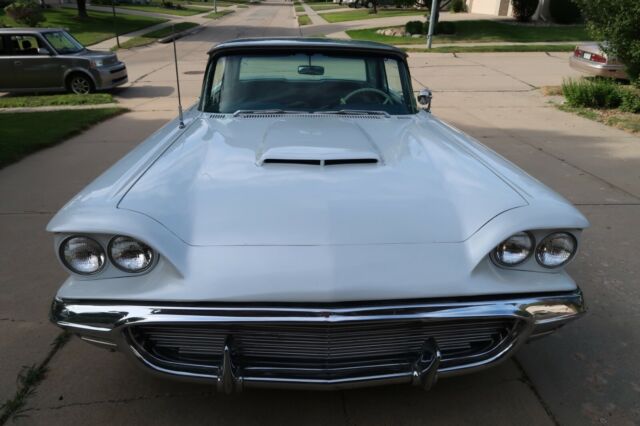 Ford Thunderbird 1959 image number 0