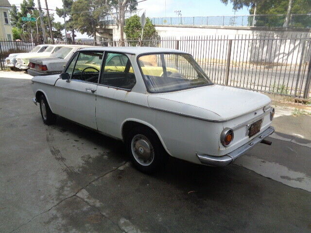 BMW 2002 1967 image number 6