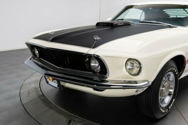 Ford Mustang 1969 image number 10