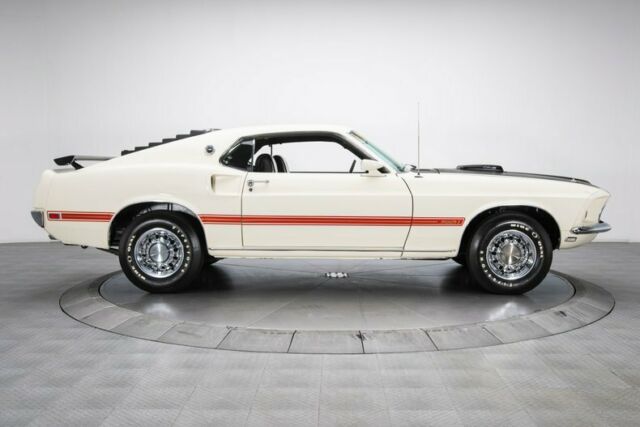 Ford Mustang 1969 image number 32