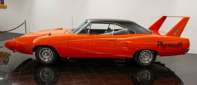 Plymouth Superbird 1970 image number 1