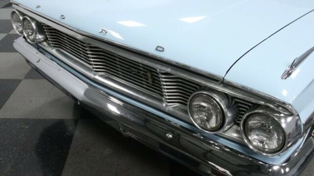 Ford Galaxie 1964 image number 22