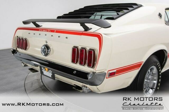 Ford Mustang 1969 image number 21