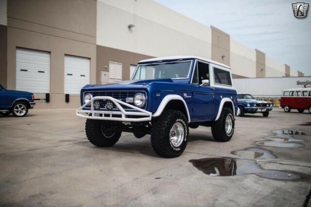 Ford Bronco 1975 image number 30