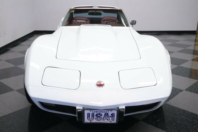 Chevrolet Corvette 1975 image number 19