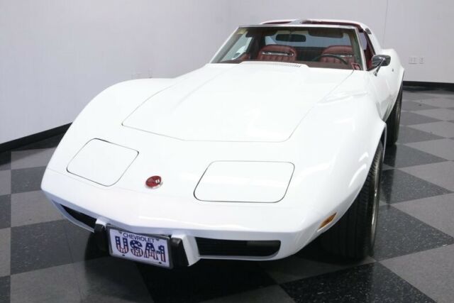 Chevrolet Corvette 1975 image number 20