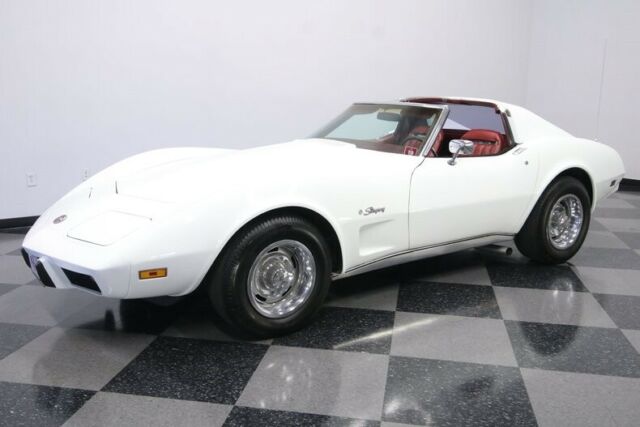 Chevrolet Corvette 1975 image number 30