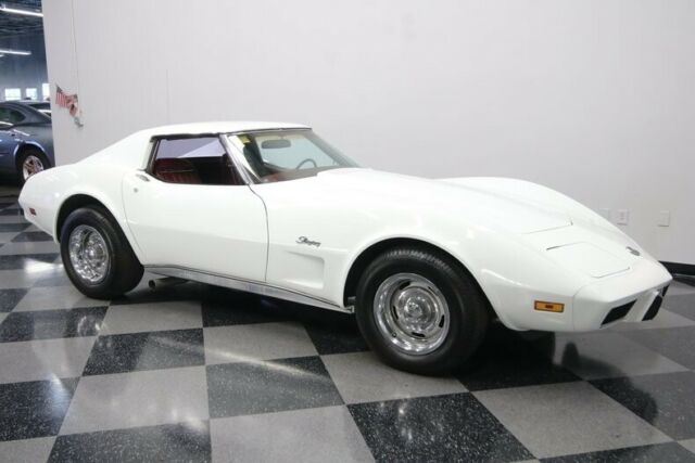 Chevrolet Corvette 1975 image number 40