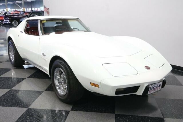 Chevrolet Corvette 1975 image number 41