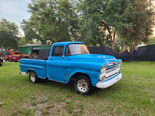 Chevrolet apache 1959 image number 1