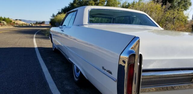 Cadillac DeVille 1966 image number 27