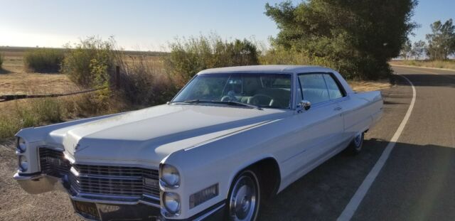 Cadillac DeVille 1966 image number 29