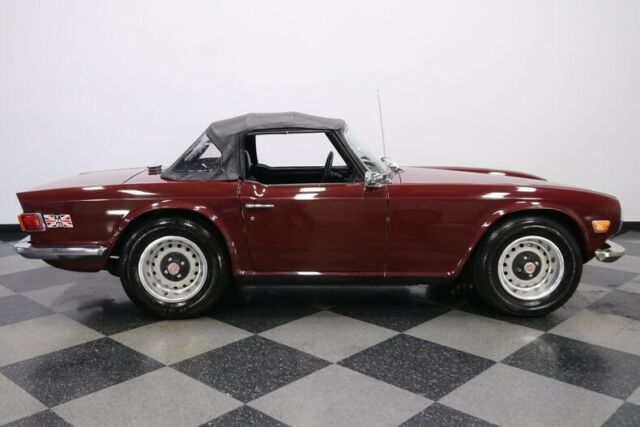 Triumph TR-6 1972 image number 15