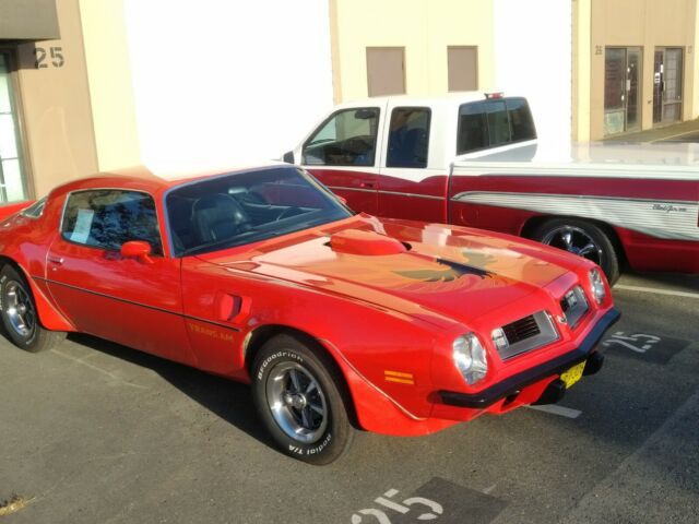 Pontiac Firebird 1975 image number 27