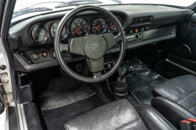 Porsche 911 1979 image number 35