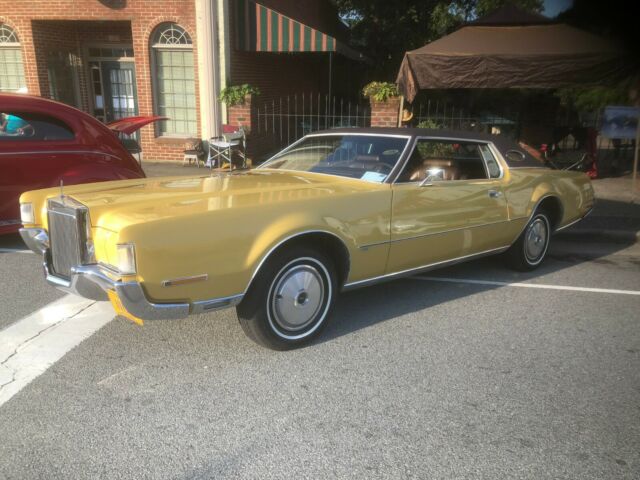 Lincoln Continental 1972 image number 1