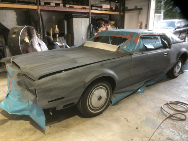 Lincoln Continental 1972 image number 21