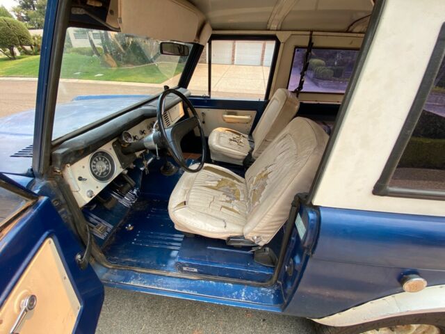 Ford Bronco 1975 image number 17