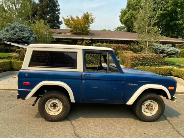 Ford Bronco 1975 image number 31