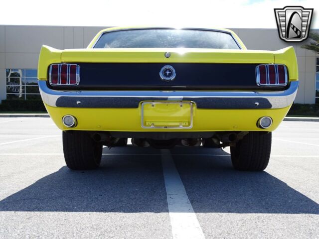 Ford Mustang 1965 image number 22