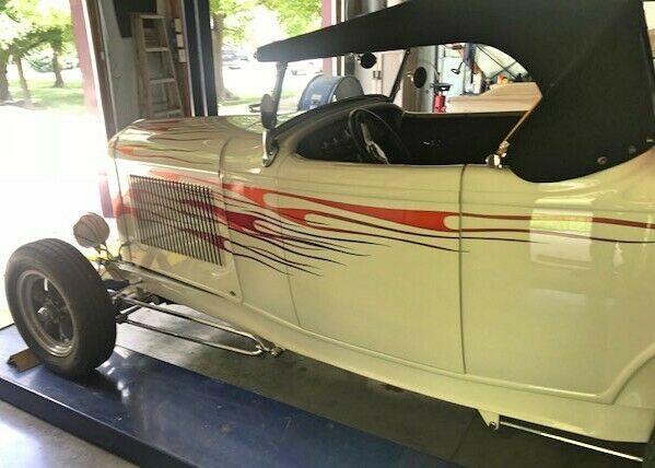 Ford Roadster 1932 image number 21