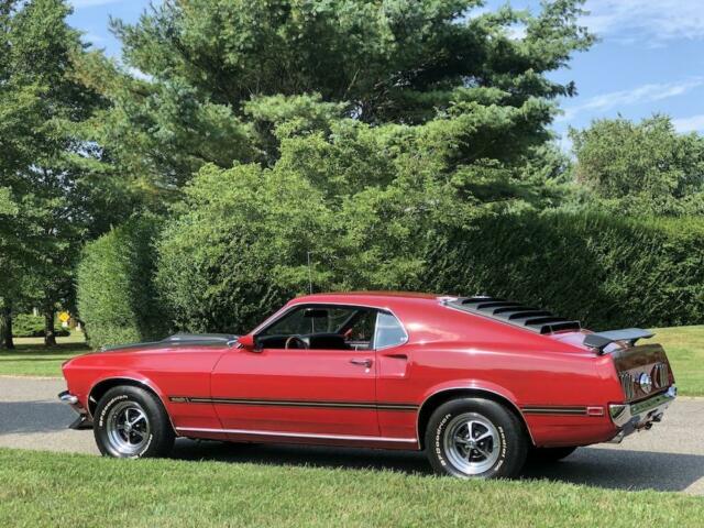 Ford Mustang 1969 image number 10