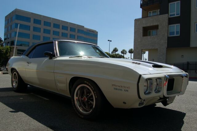 Pontiac Firebird 1969 image number 1