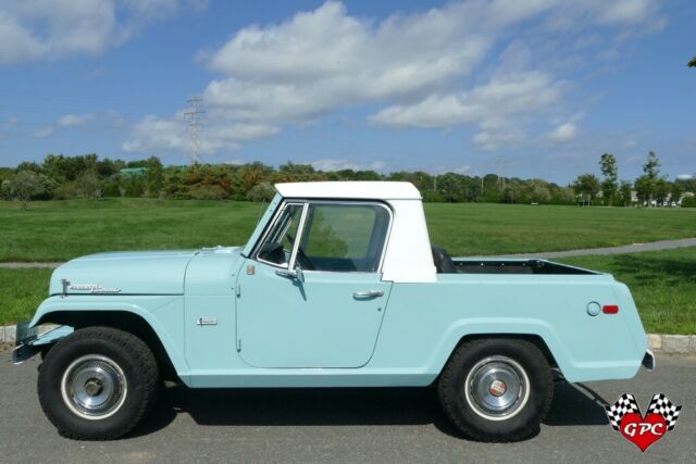 Kaiser Jeepster Commando 1969 image number 16