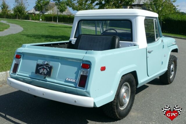 Kaiser Jeepster Commando 1969 image number 30