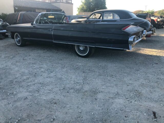 Cadillac DeVille 1961 image number 14