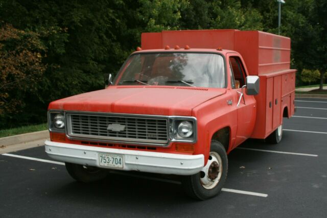 Chevrolet C/K Pickup 3500 1974 image number 25