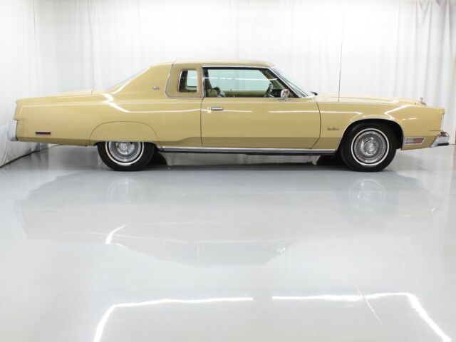 Chrysler New Yorker 1977 image number 32