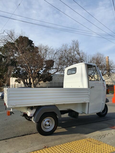 Piaggio APE 601 MP 3 Wheel Utility Pick-Up 1974 image number 19