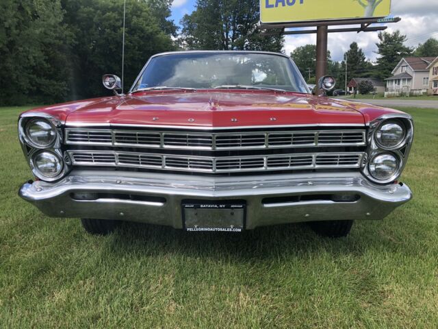 Ford Galaxie 500 1967 image number 27