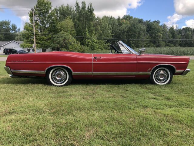 Ford Galaxie 500 1967 image number 31