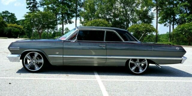 Chevrolet Impala 1963 image number 2