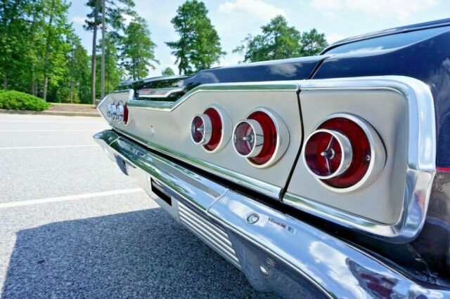 Chevrolet Impala 1963 image number 8