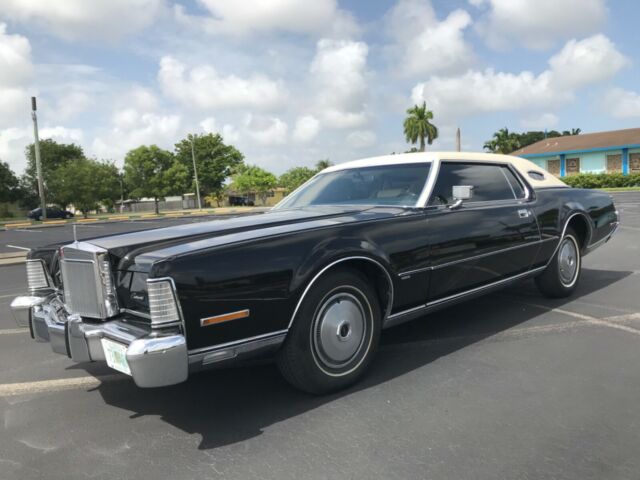 Lincoln Continental 1973 image number 4