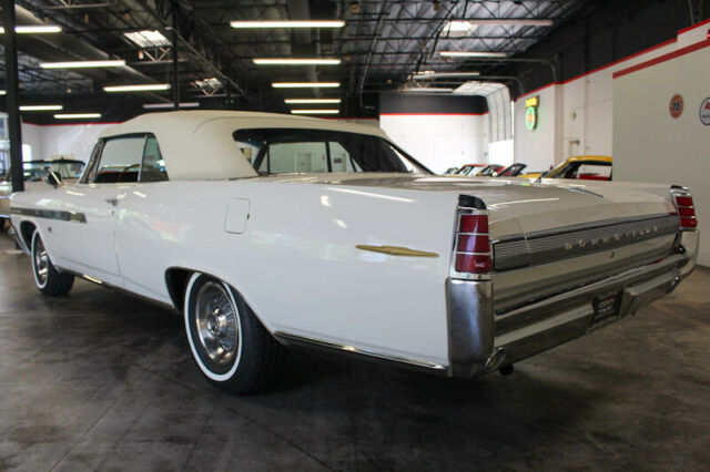 Pontiac Bonneville 1963 image number 8