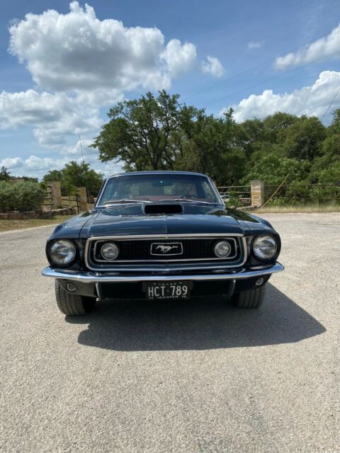 Ford Mustang 1968 image number 2