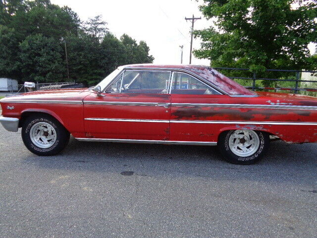 Ford Galaxie 1963 image number 25