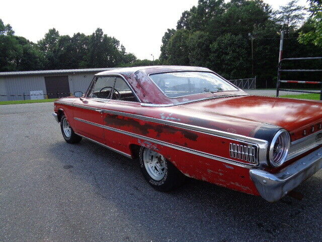 Ford Galaxie 1963 image number 29