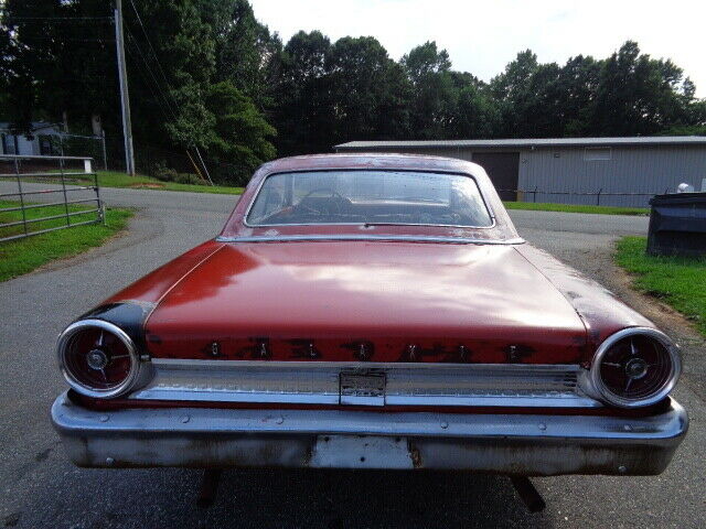 Ford Galaxie 1963 image number 30