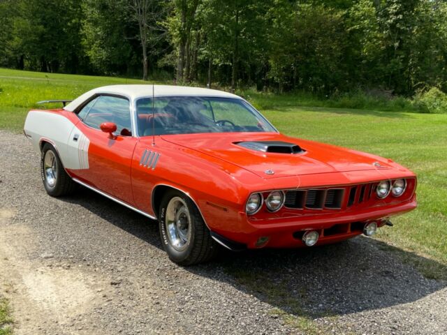 Plymouth Barracuda 1971 image number 0