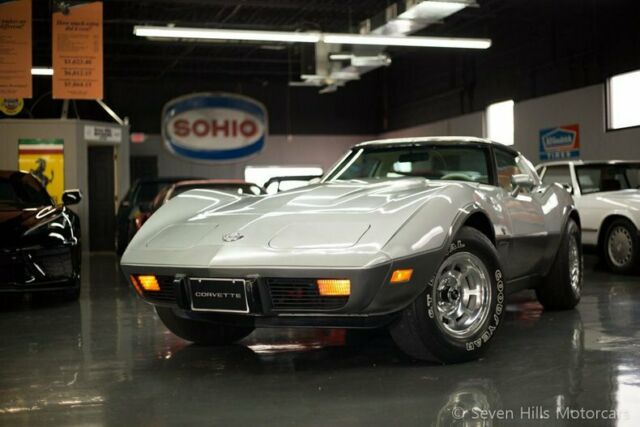 Chevrolet Corvette 1978 image number 0