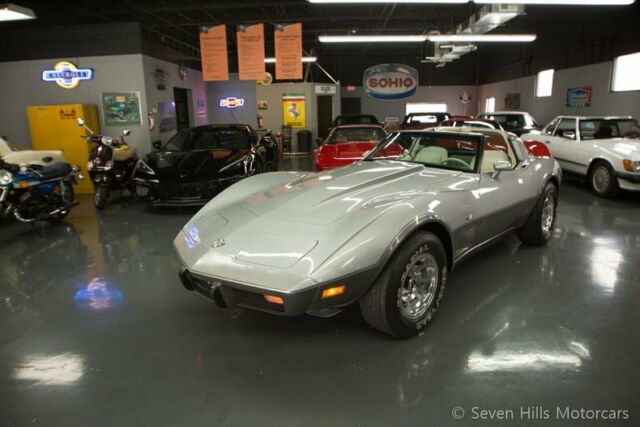 Chevrolet Corvette 1978 image number 1