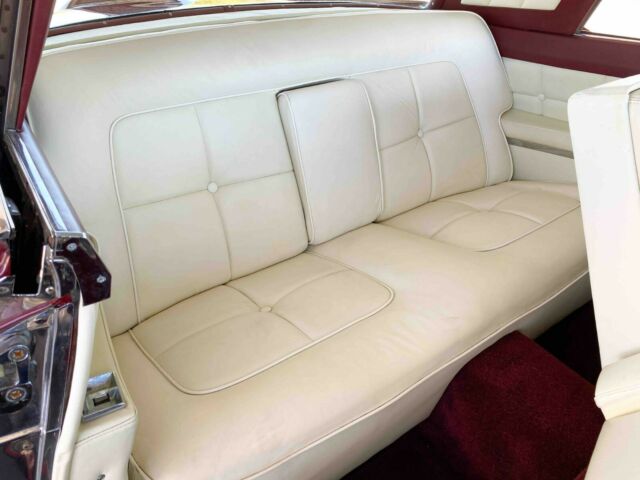 Lincoln Continental 1957 image number 31